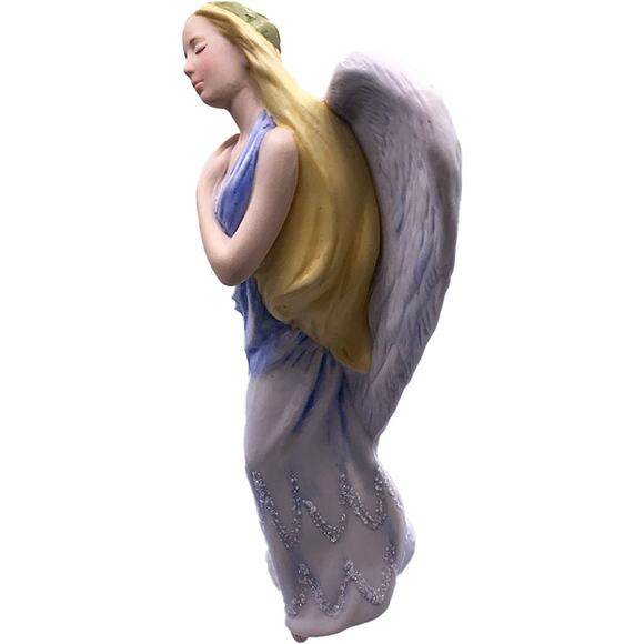 Hallmark Keepsake 2003 Angel of Serenity Collectible Christmas Ornament in Box - Picture 3 of 7